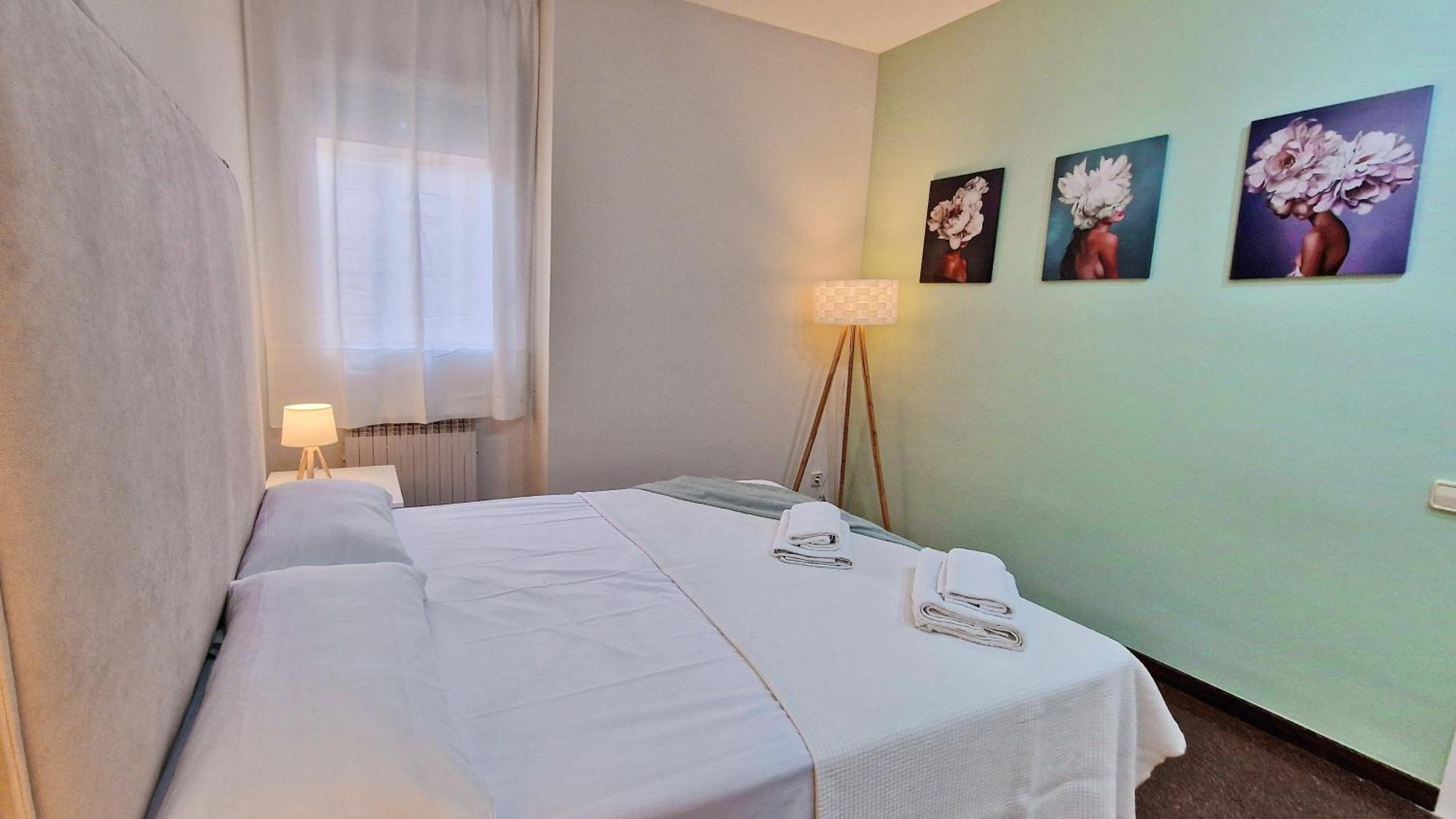 Modern Apartment Close To The Camp Nou Stadium Barcelona Exterior foto